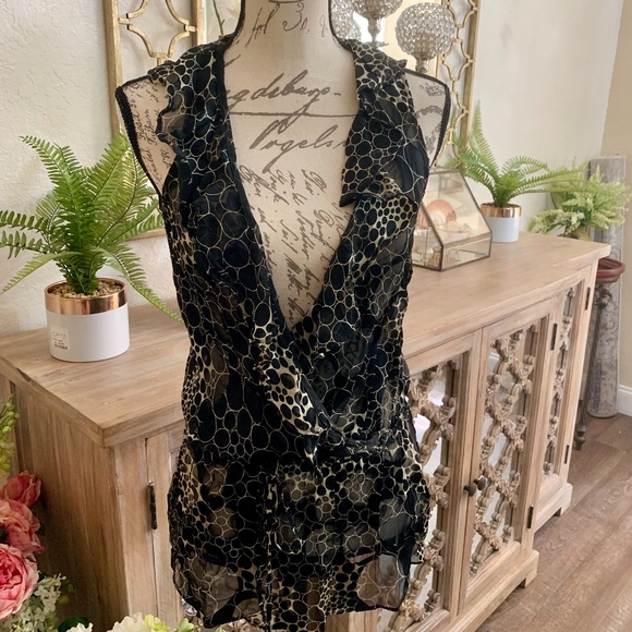 Beautiful Blouse Black & Silver Size S - Picture 4 of 6